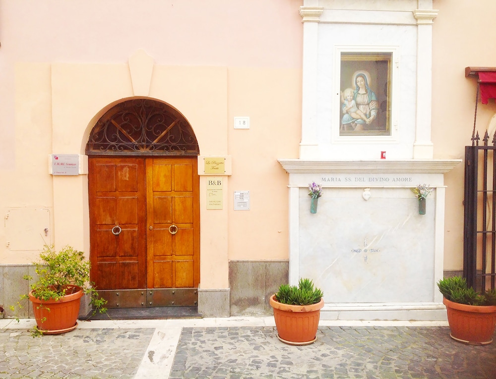 B&B Piazza Fratti 6/69