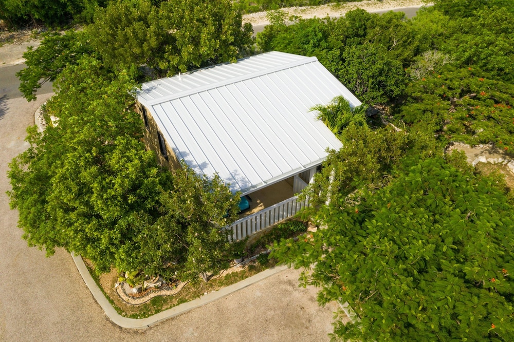 Kokomo Botanical Resort 27/50