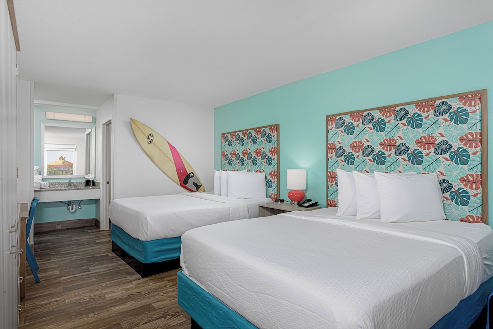 Surf Sand Hotel 11/57