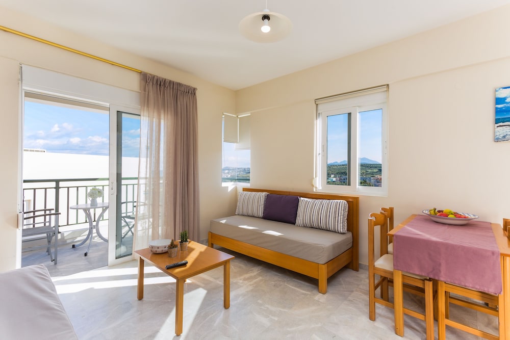 Radamanthys Apartments 19/42