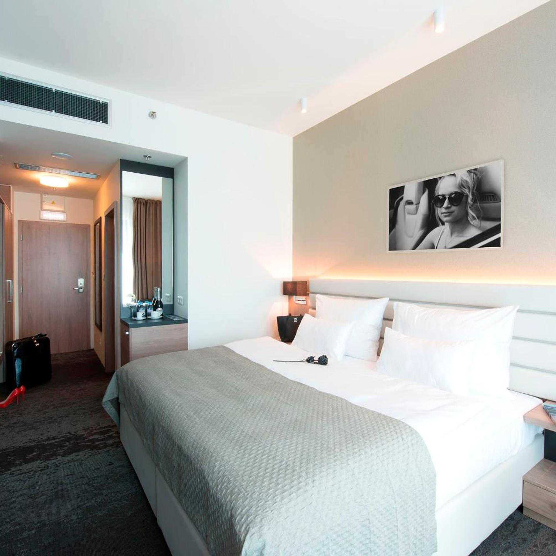 Grid Hotel 27/64
