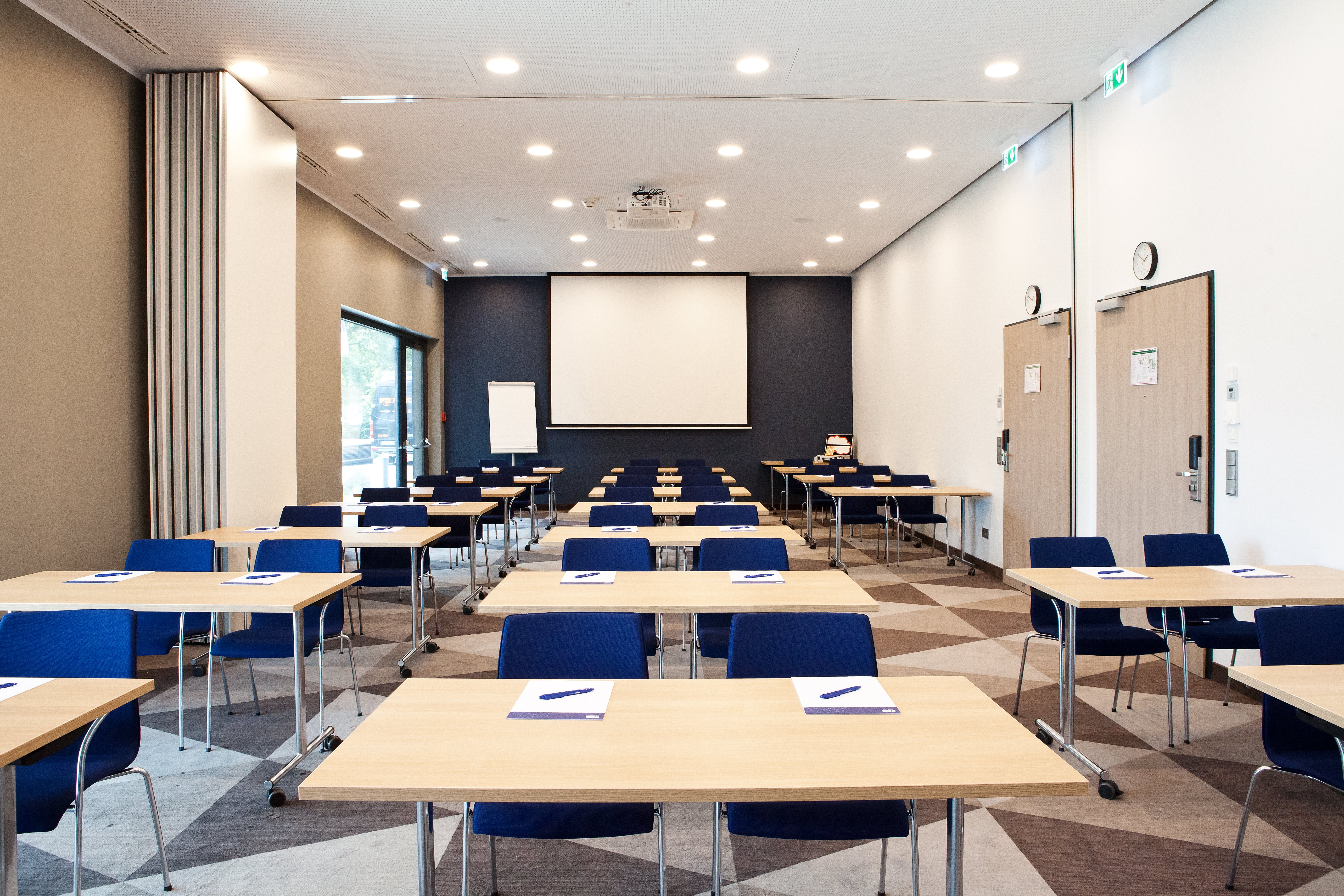 Holiday Inn Express Darmstadt 34/50