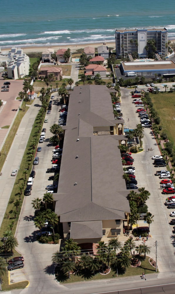 Ramada By Wyndham Suites South Padre Island 23/37