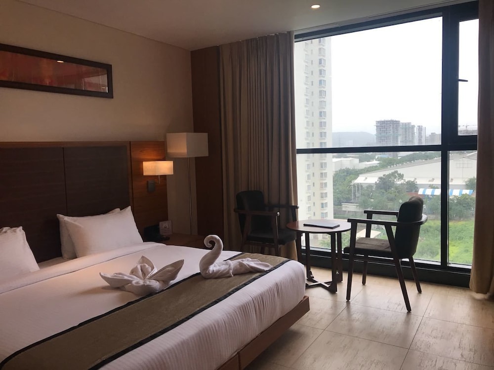 Grand Tamanna Hotel 13/45