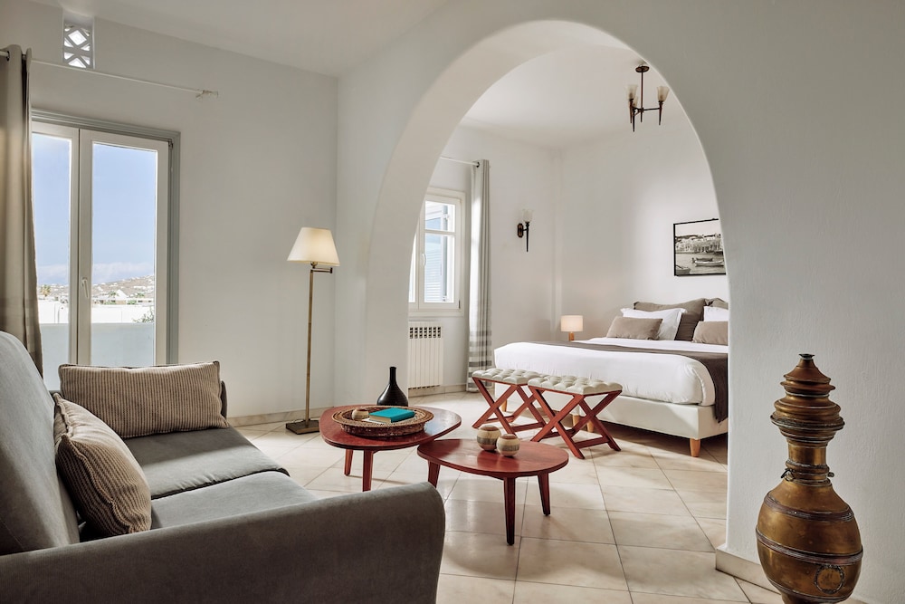 Mykonos Adonis Hotel 58/76