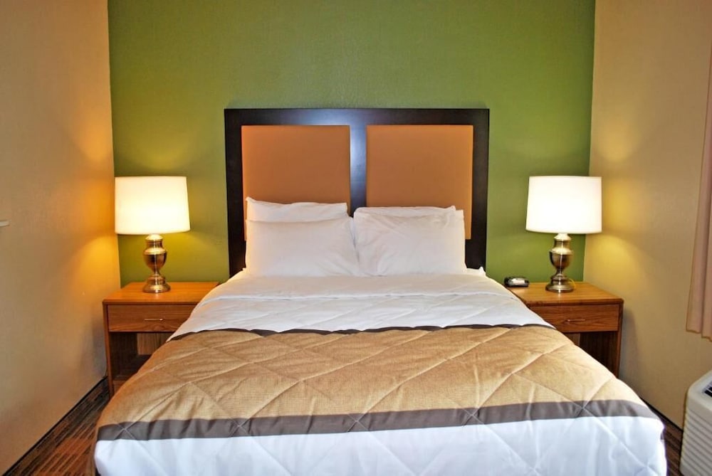 Welcome Suites Hazelwood Extended Stay Hotel 14/59