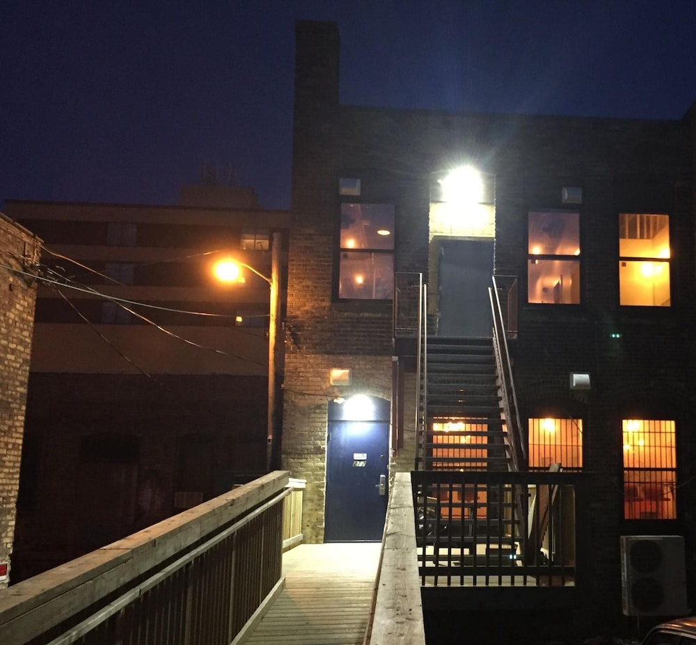 Hostel Du Nord 4/47