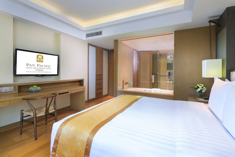 Junior Suite, King Bed