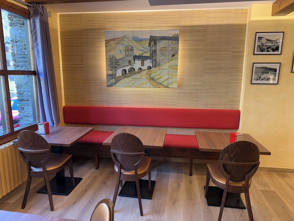 L Ermita 58/65