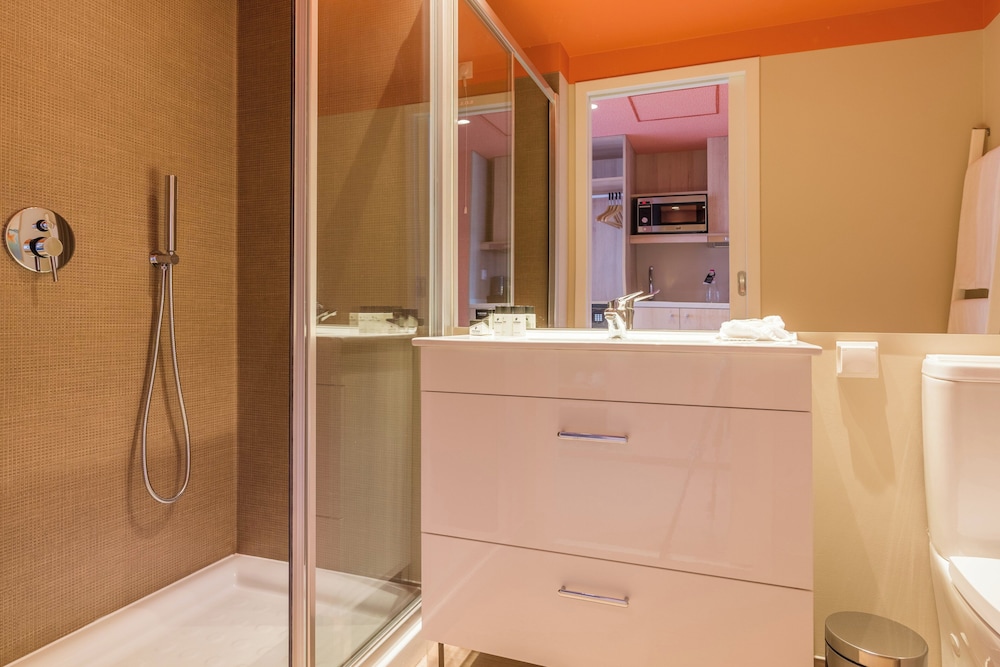 Pestana Casino Studios 50/53