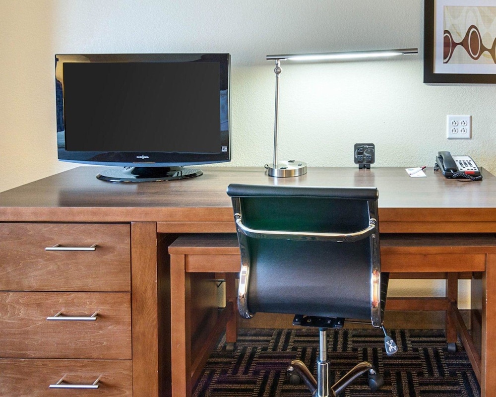 Comfort Suites Natchitoches, LA 41/48