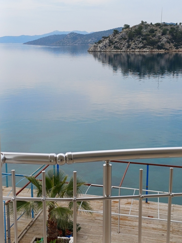 Yazici Otel Bozburun 31/37