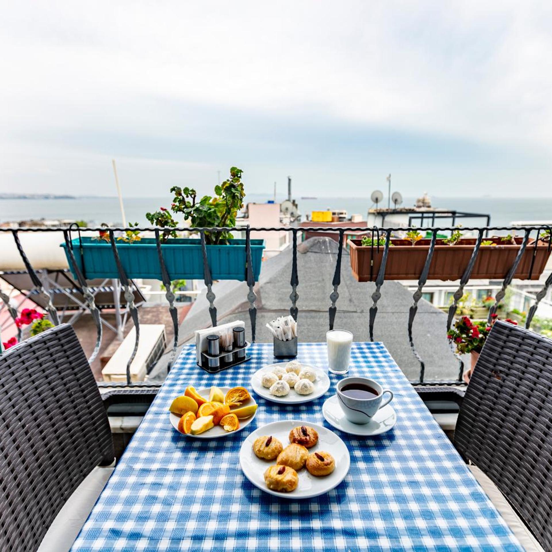 Stanpoli Hotel 37/55