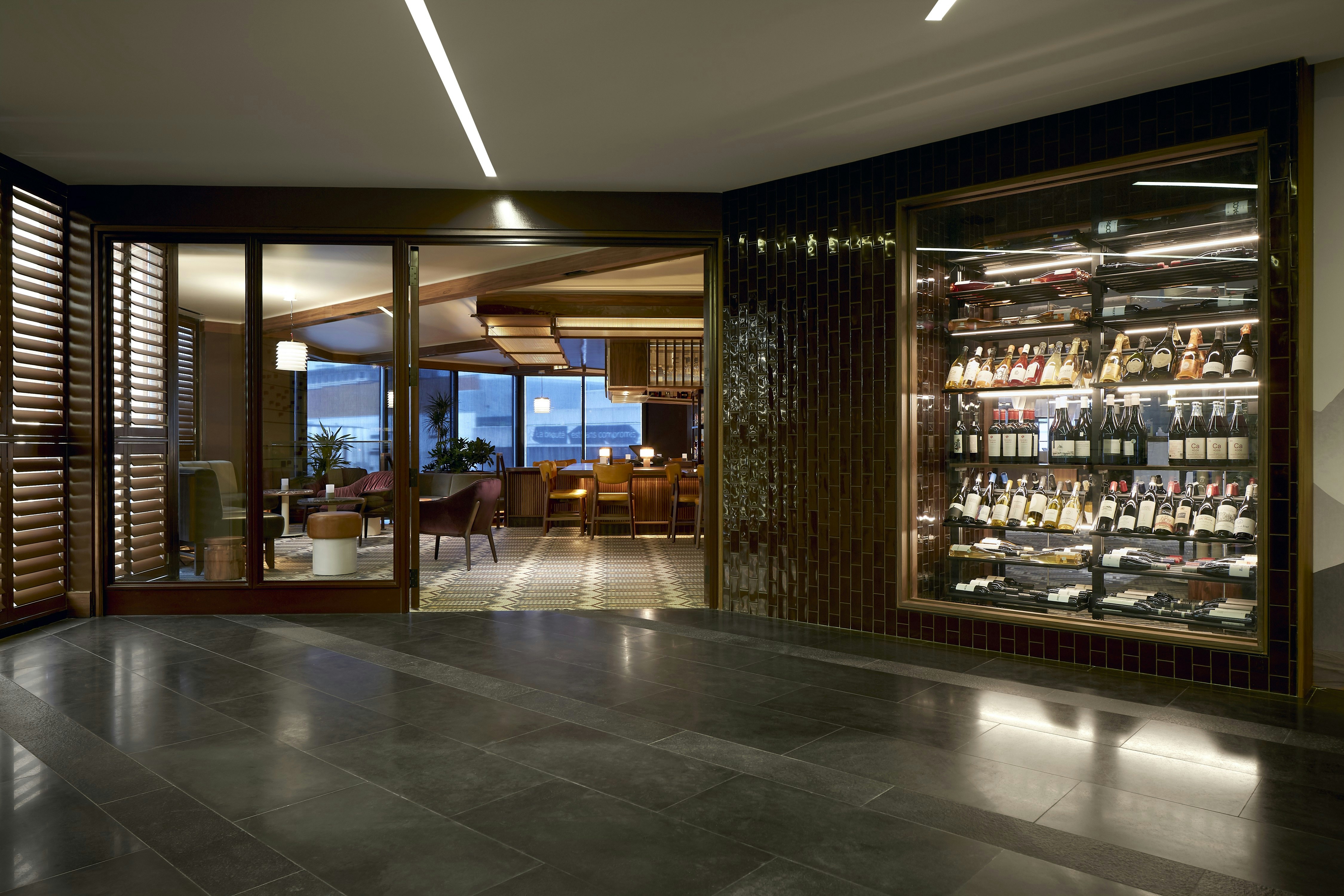 DoubleTree by Hilton Montreal 29/77