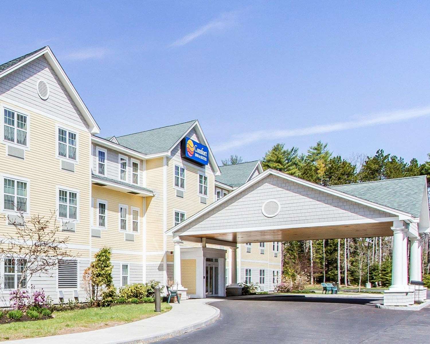 Comfort Inn and Suites Scarborough - Portland 53/55