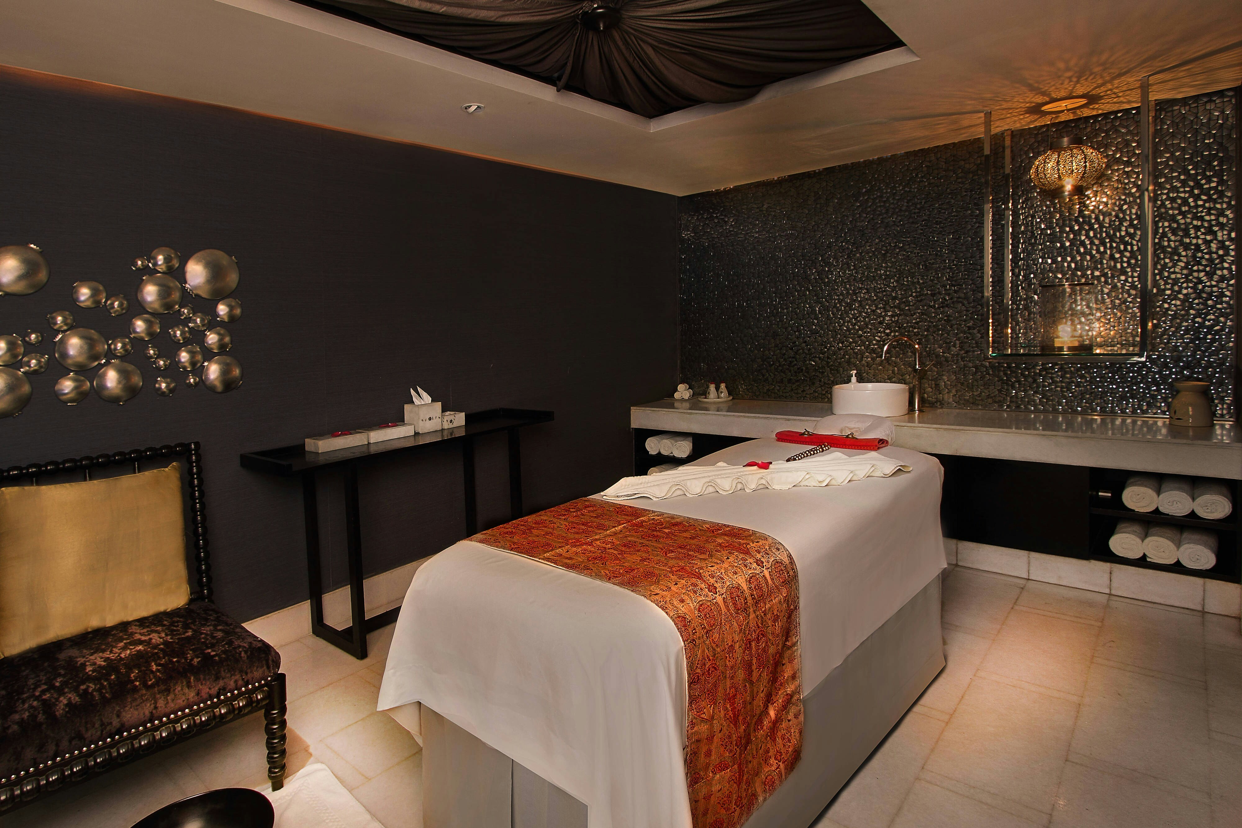 Itc Windsor A Luxury Collection Hotel 6/13
