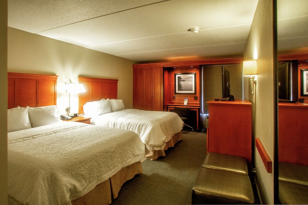 Hampton Inn Wheeling 19/56