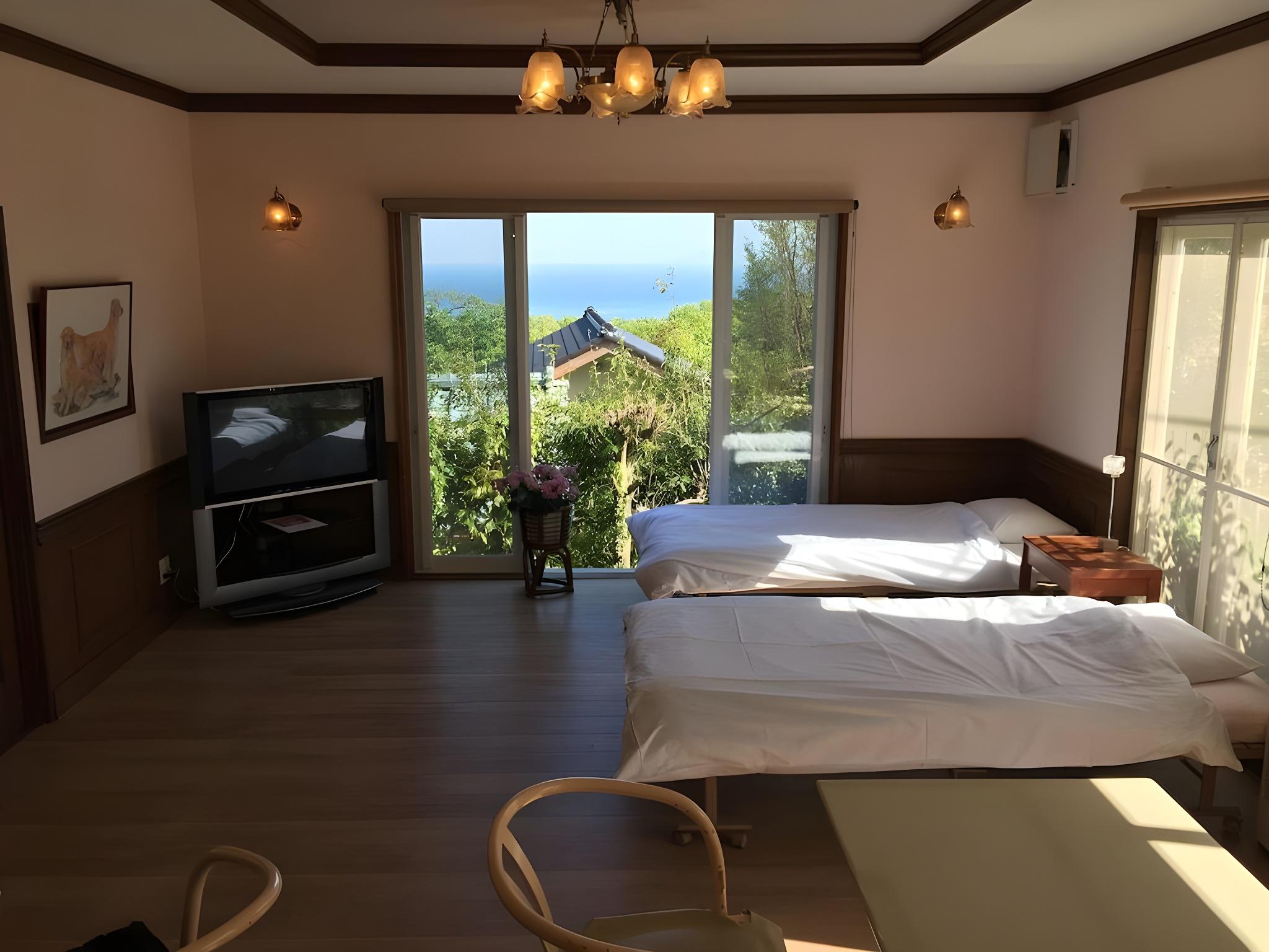 4 BEDROOMS, FAMILY, STUDIO, OCEAN VIEW
