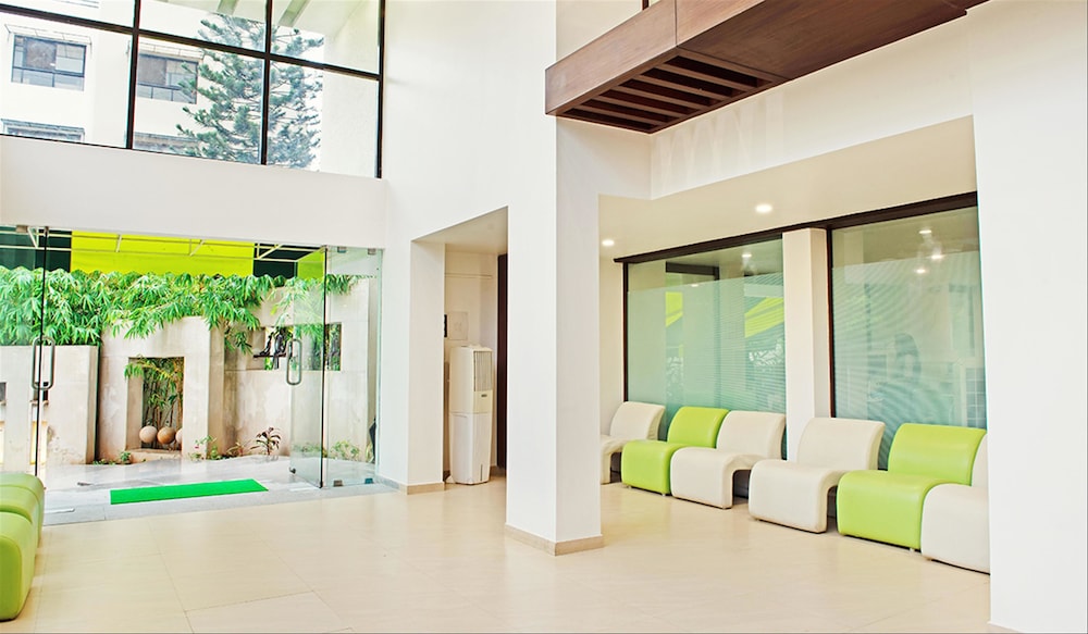 Monarch Montvert, Baner Pune 50/50