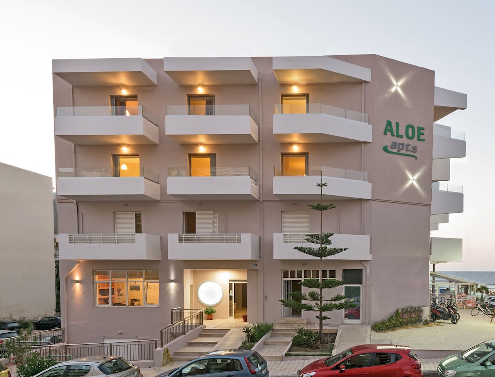 Aloe Apartments & Studios 1/44