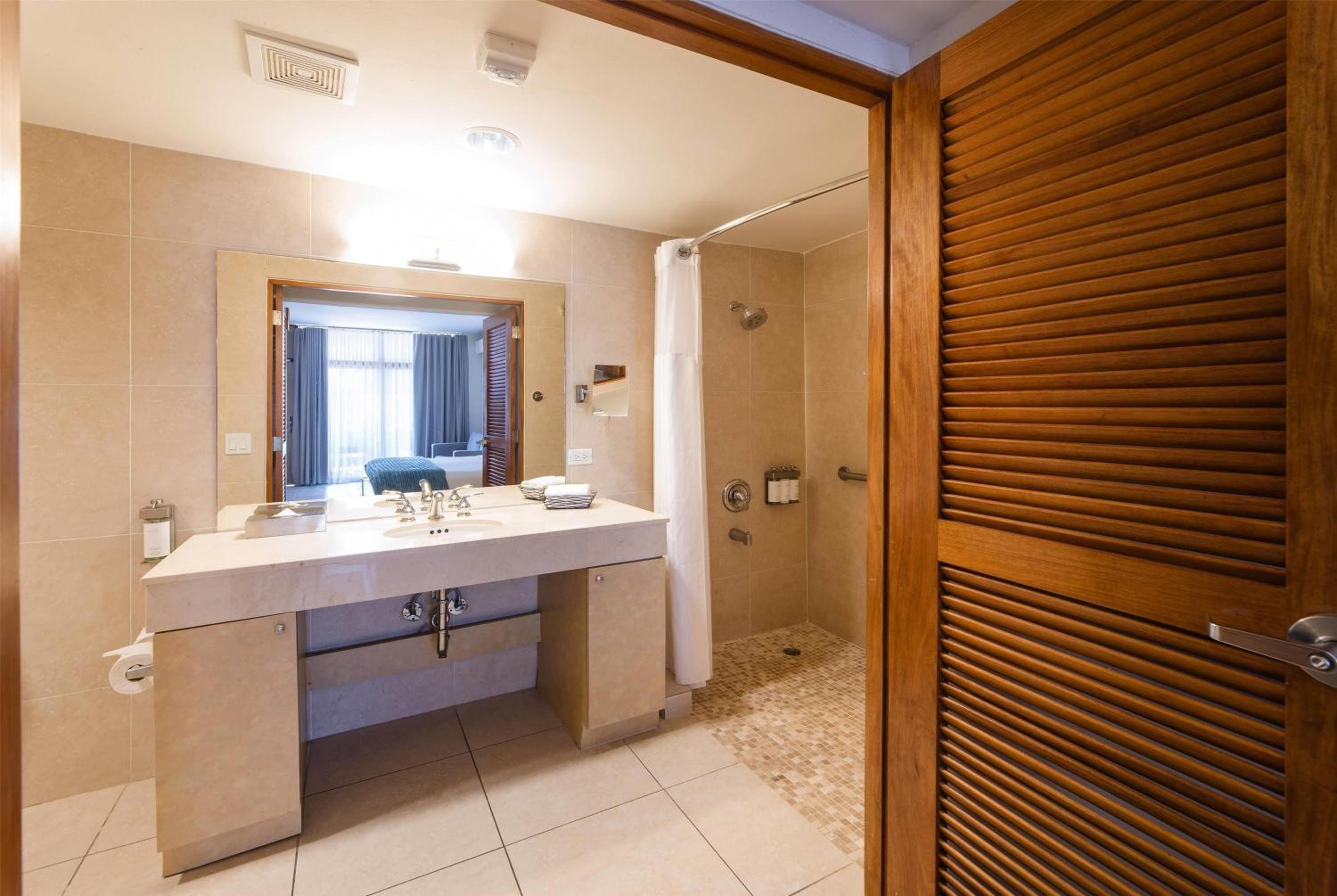Lago, Collection, Suite, King Bed, Resort View، Wyndham Palmas Beach & Golf Boutique Resort 5/5