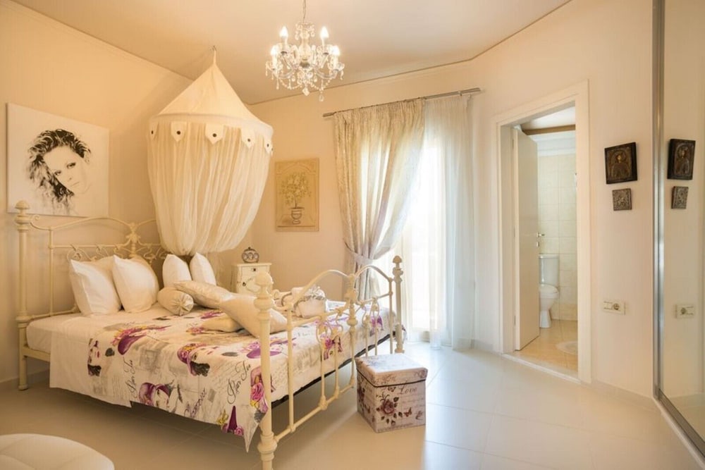 Villa Kokkalis 17/50