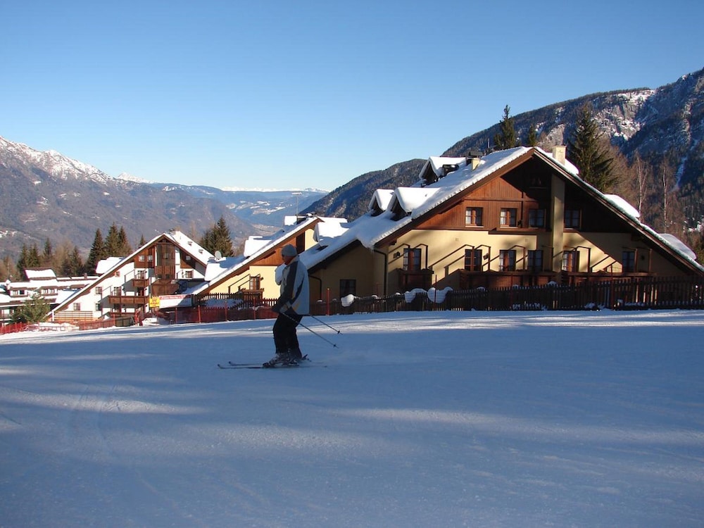 NEVESOLE FOLGARIDA 37/43