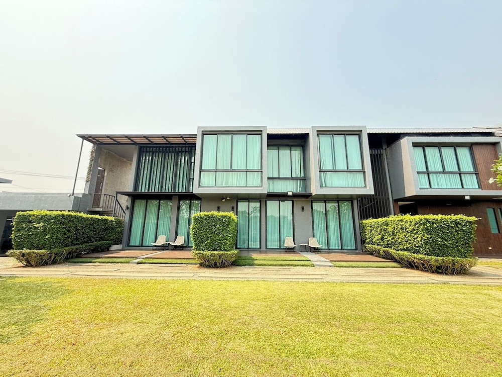 Zensala Riverpark Resort 4/78