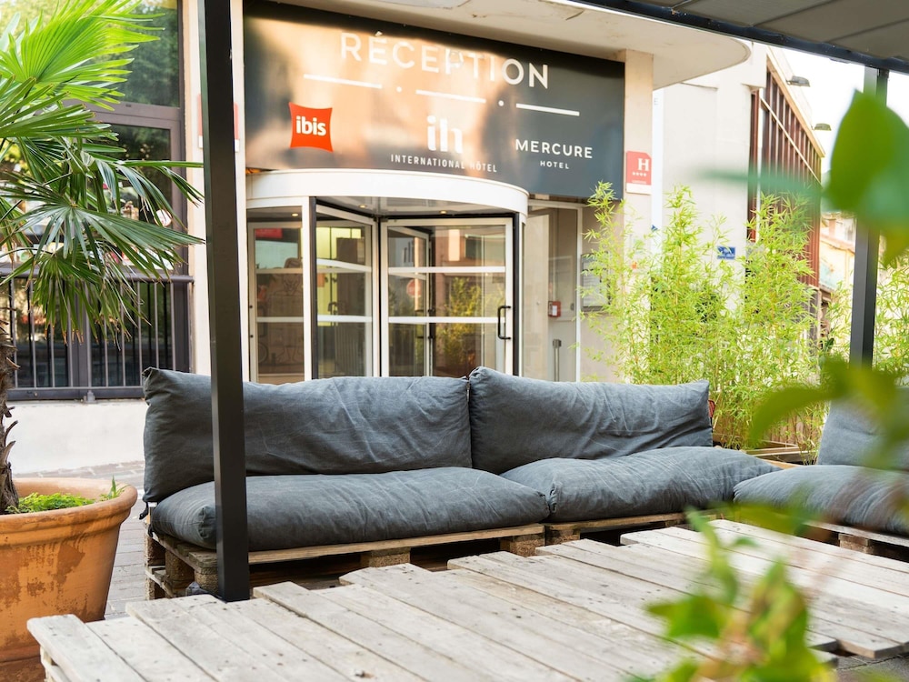 MERCURE MILLAU 24/50