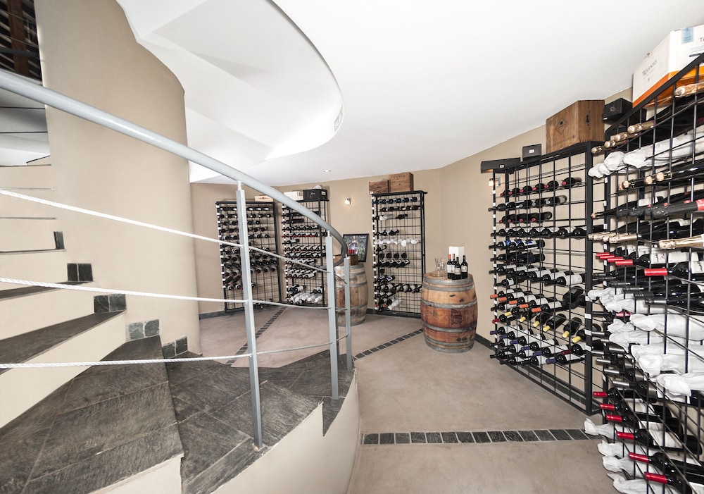 VILLA MANSA WINE HOTEL 31/64