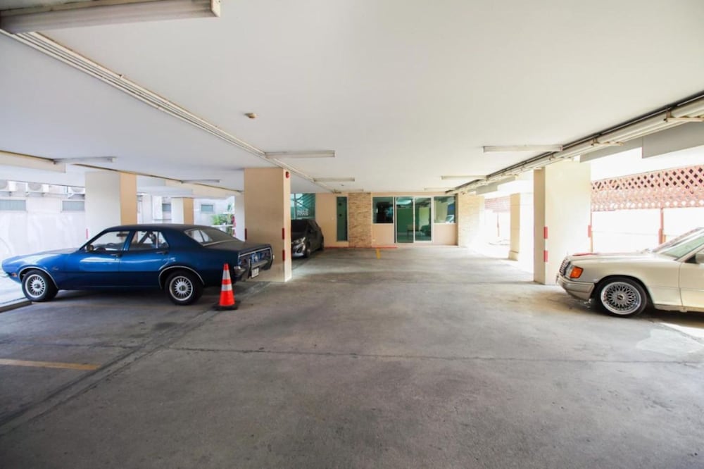 OYO 274 Meesook Residence 18/22