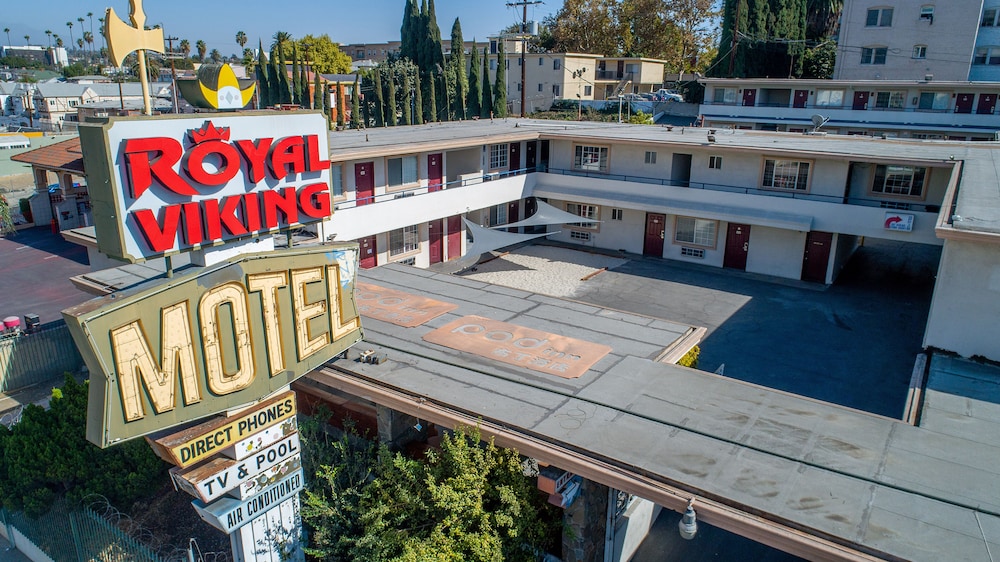 Pod Inn Los Angeles 6/50