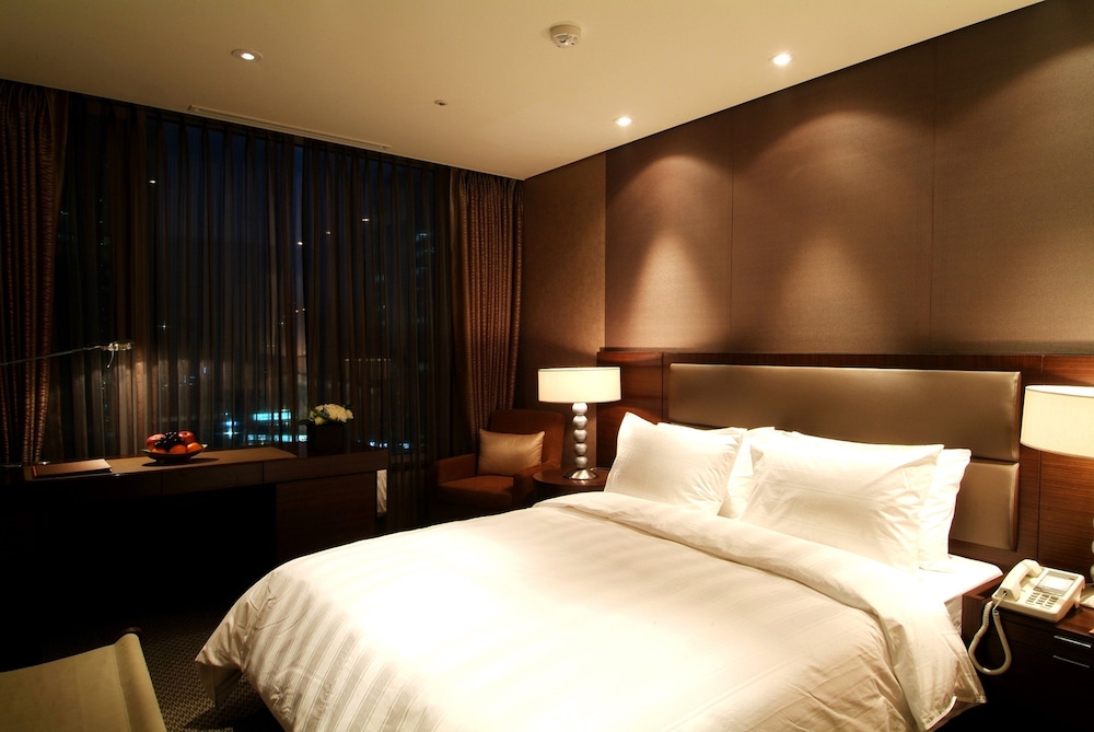 STANDARD, DOUBLE BED