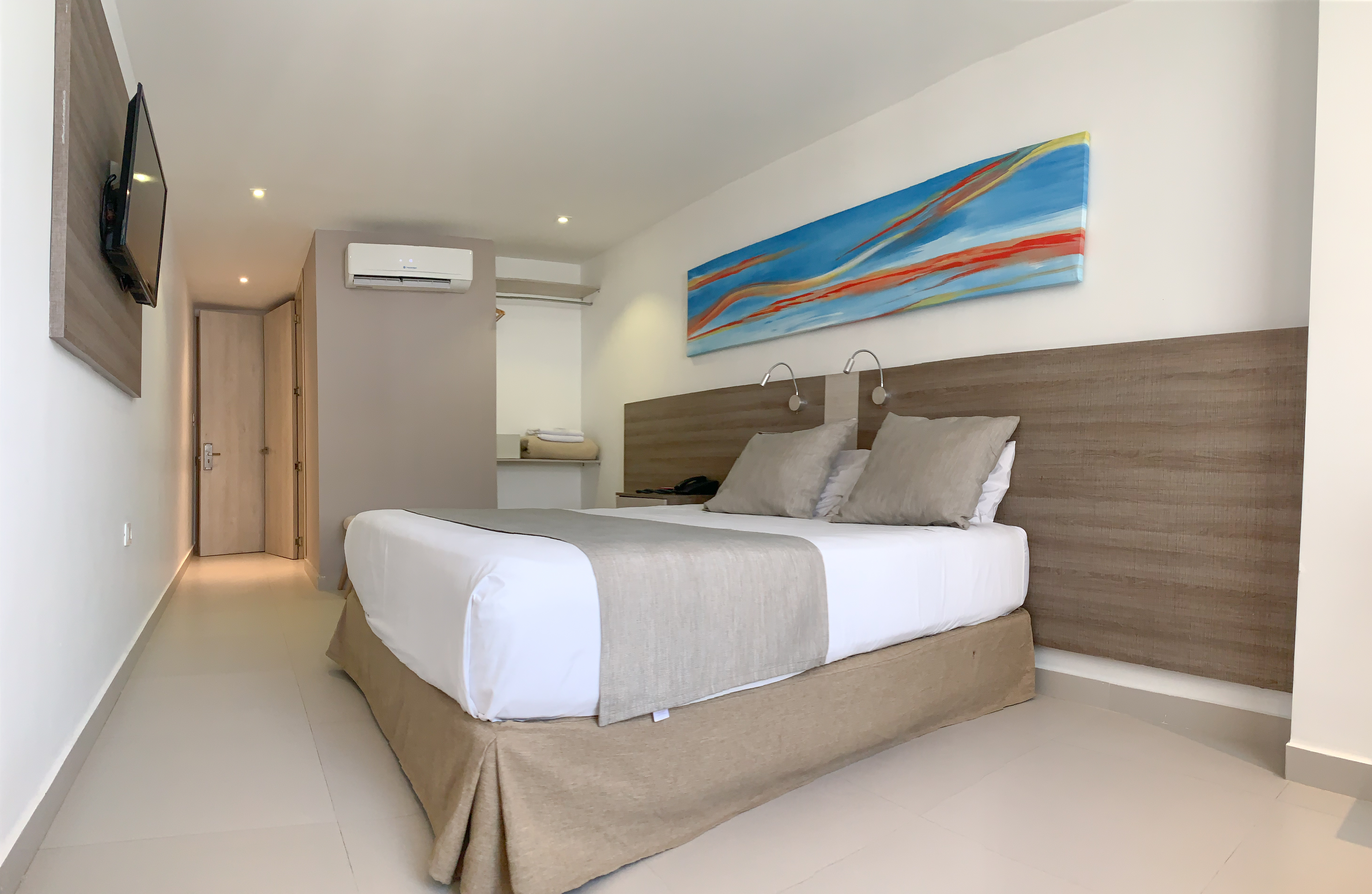 HOTEL 1525 6/20