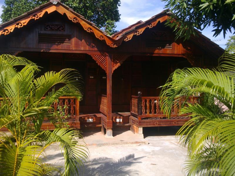 Desa Motel 43/43