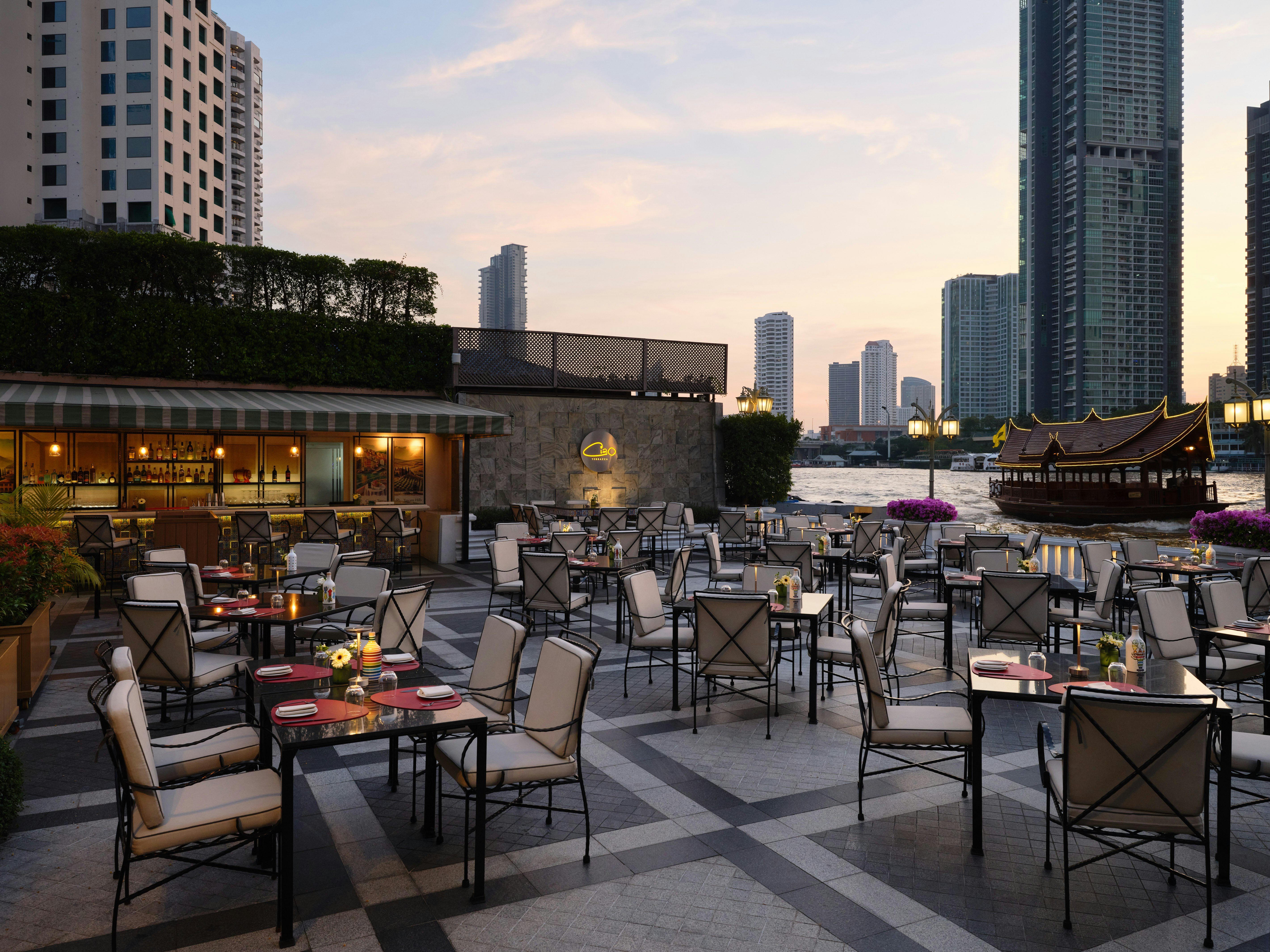 Mandarin Oriental Bangkok 65/86