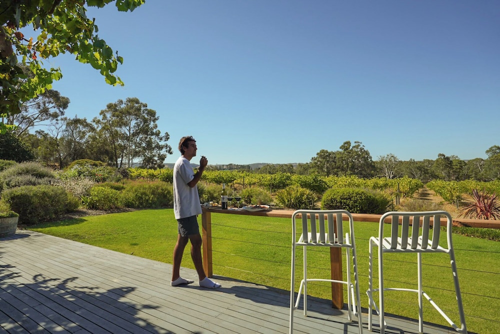 McLaren Vale Studio Apartments 18/50
