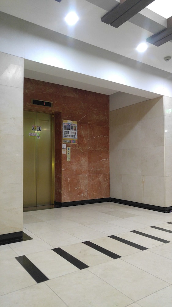 Odyssey Hotel 2/39