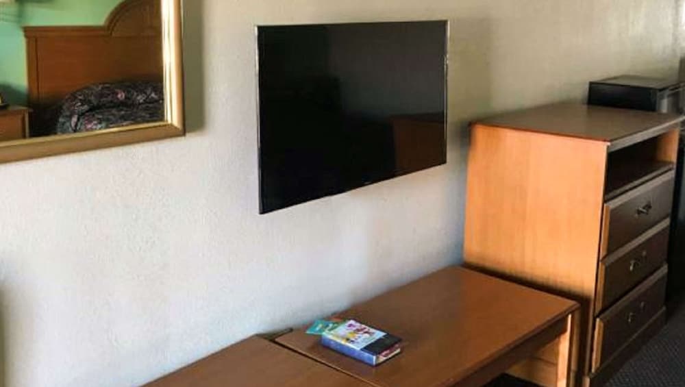 Budget Inn Franklinton 9/34