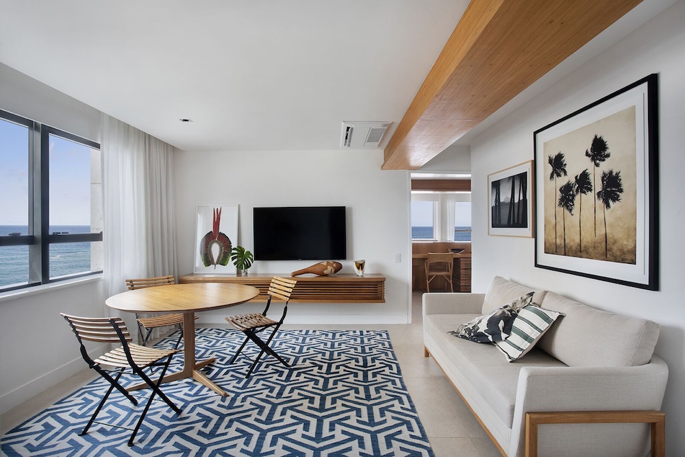 Janeiro Hotel(ex Marina All Suites) 48/68