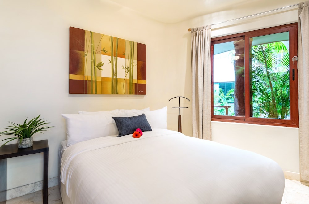 Maya Villa Condo Hotel Beach Club 10/49