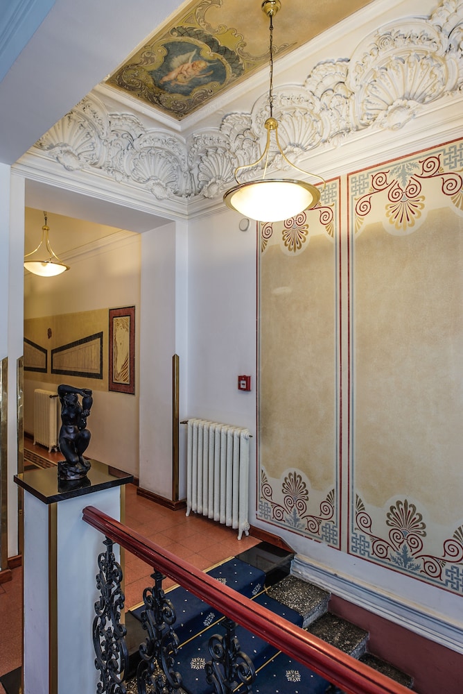 Hotel Tivoli 22/36