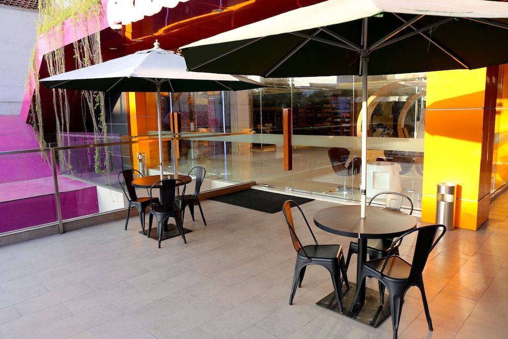 Grand Citihub Hotel Kajoetangan 54/61