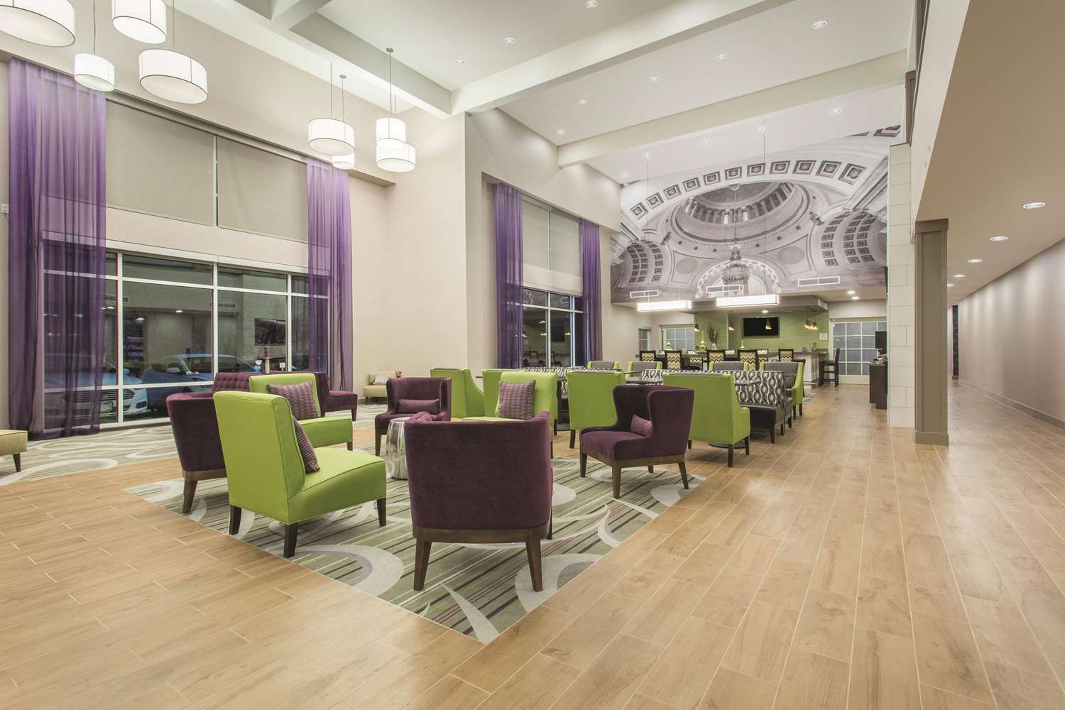 La Quinta Inn & Suites by Wyndham Tumwater - Olympia 36/64