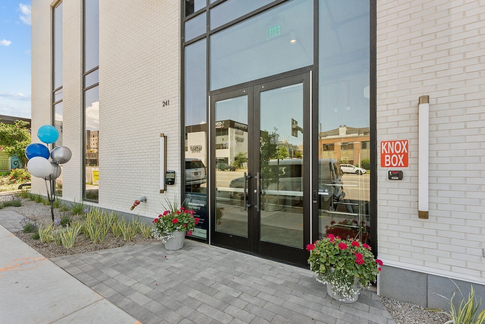 Placemakr Salt Lake City Downtown, Apartments by Hilton 42/50