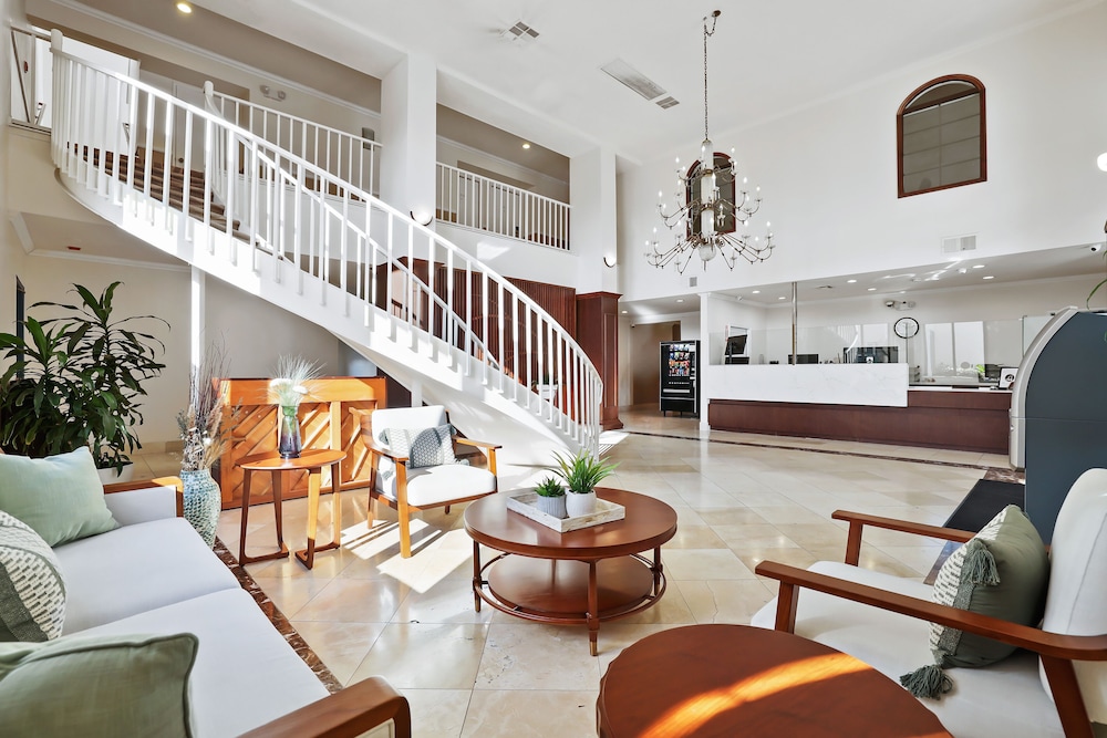 Brookhurst Plaza Inn 21/39