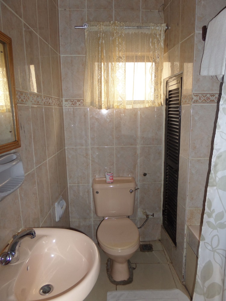 New Golden Hotel 16/16