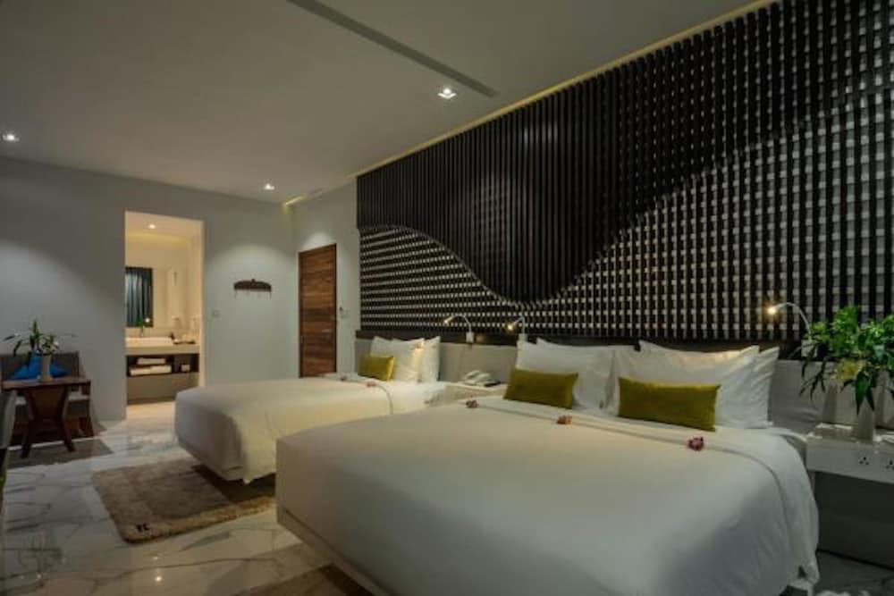 King Rock Residence 25/50