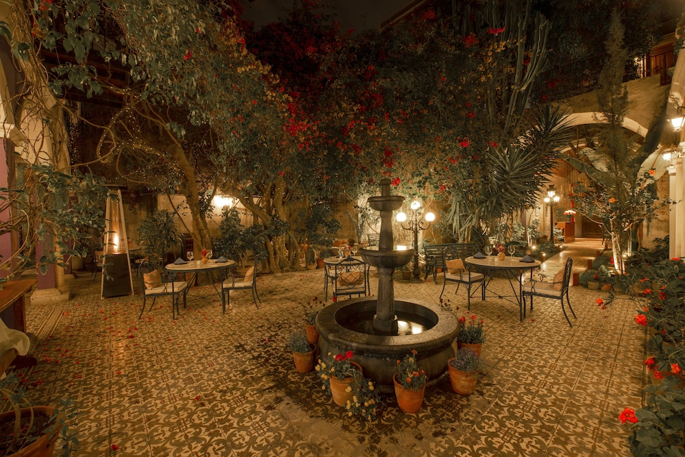 LA HOSTERIA 40/47