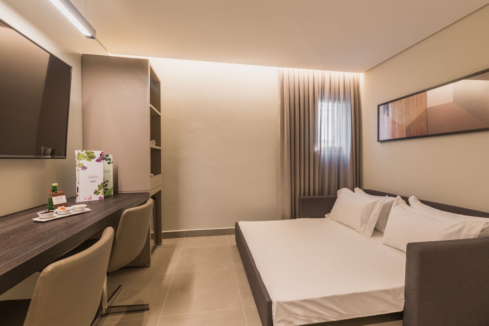 Royal Jardins Boutique Hotel 39/67